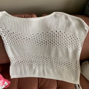 Lilly Pulitzer crochet poncho NWT!